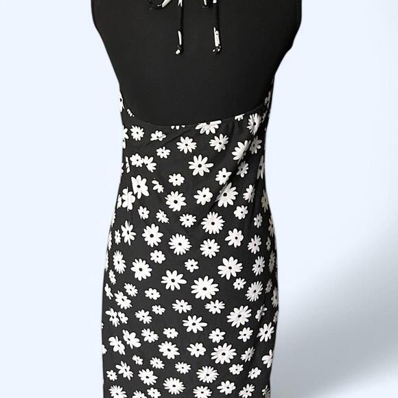 No Boundaries Women's Black and Multi Dress - Picture 4 of 5